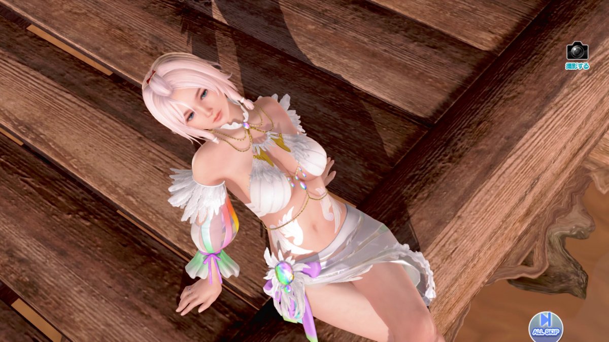 DoAX-Venus-Vacation-Luna-Gravure-Panel-(Jewel-Opal-SSR)-with-lotions.jpg