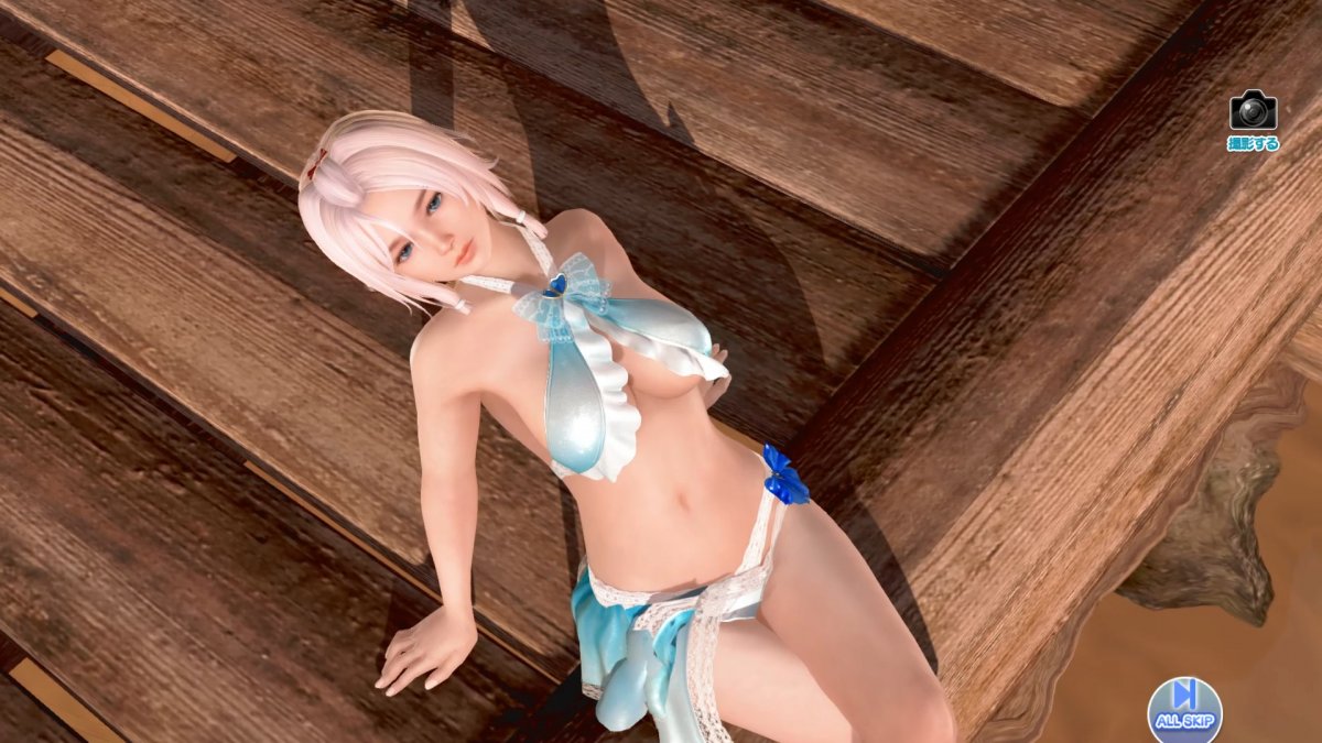 DoAX-Venus-Vacation-Luna-Gravure-Panel-(Princess-Grace-SSR)-with-lotions.jpg