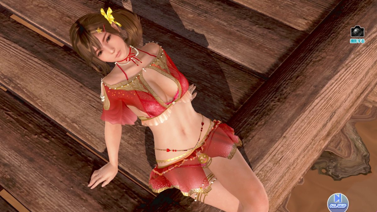 DoAX-Venus-Vacation-Misaki-Gravure-Panel-(Stella-Cancer-SSR)-with-lotions.jpg