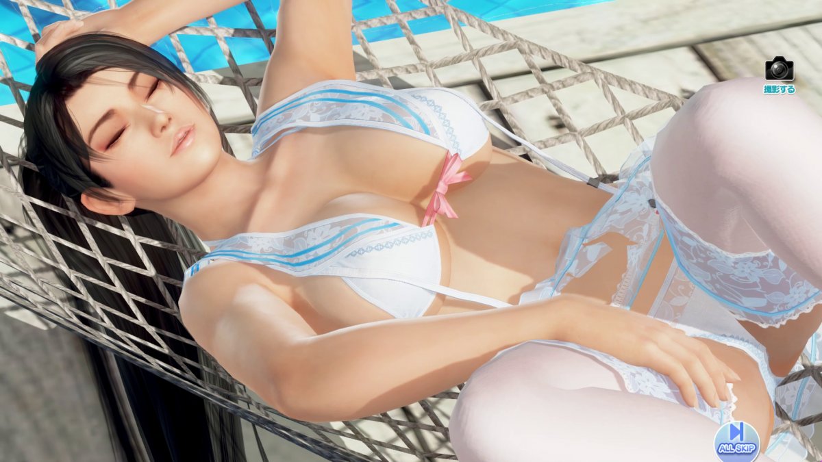DoAX-Venus-Vacation-Momiji-Gravure-Panel-(Half-Sail-SSR)-with-lotions.jpg