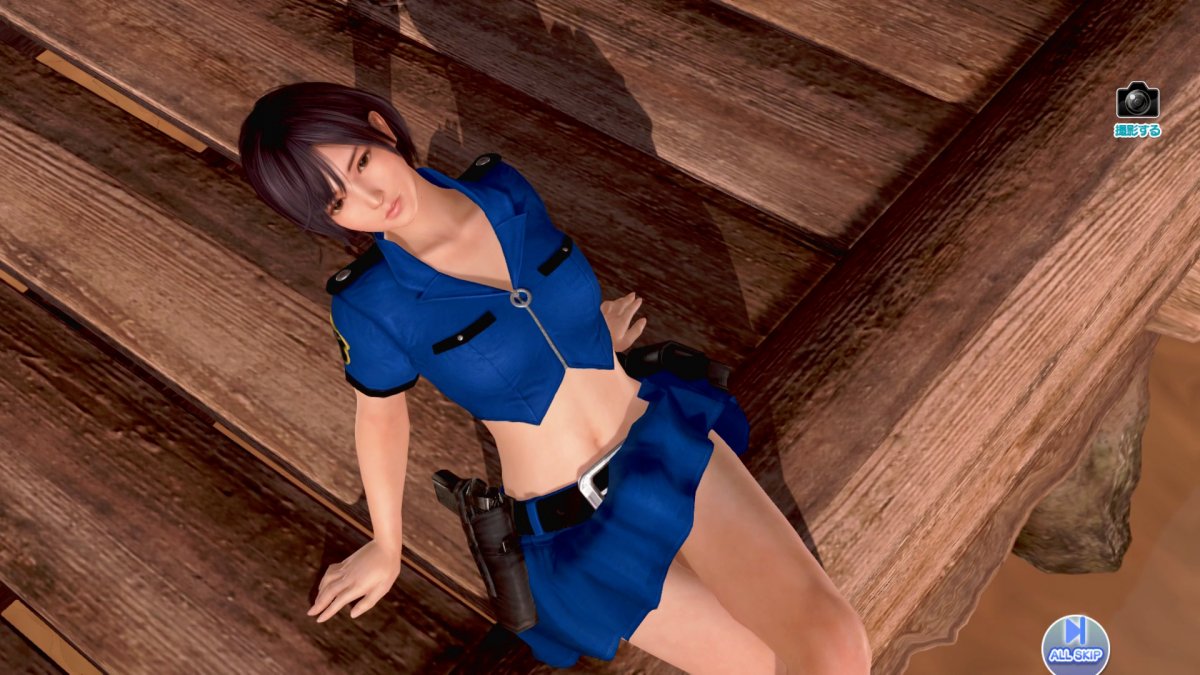DoAX-Venus-Vacation-Nagisa-Gravure-Panel-(Lily-Bell-SSR)-with-lotions.jpg