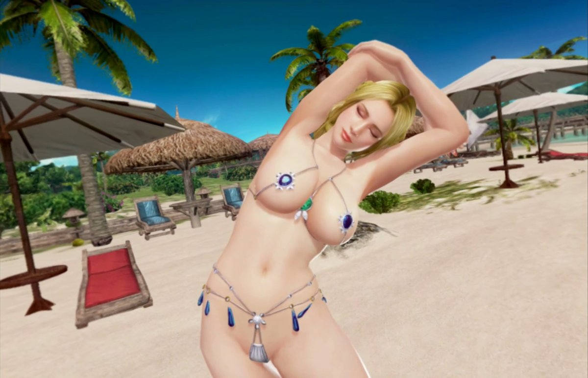 DoAX3-Fortune-VR-Helena-Gravure-Panel-in-Fortune-(with-lotions).jpg