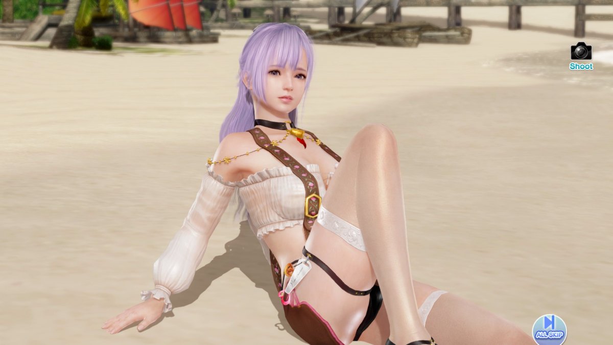 [Eng]-DoAX-Venus-Vacation-Fiona-Gravure-Panel-(Frothy-Maid-SSR)-with-lotions.jpg