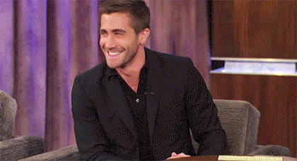 Jake-Gyllenhaal-Laughing-During-Interview-Gif.gif